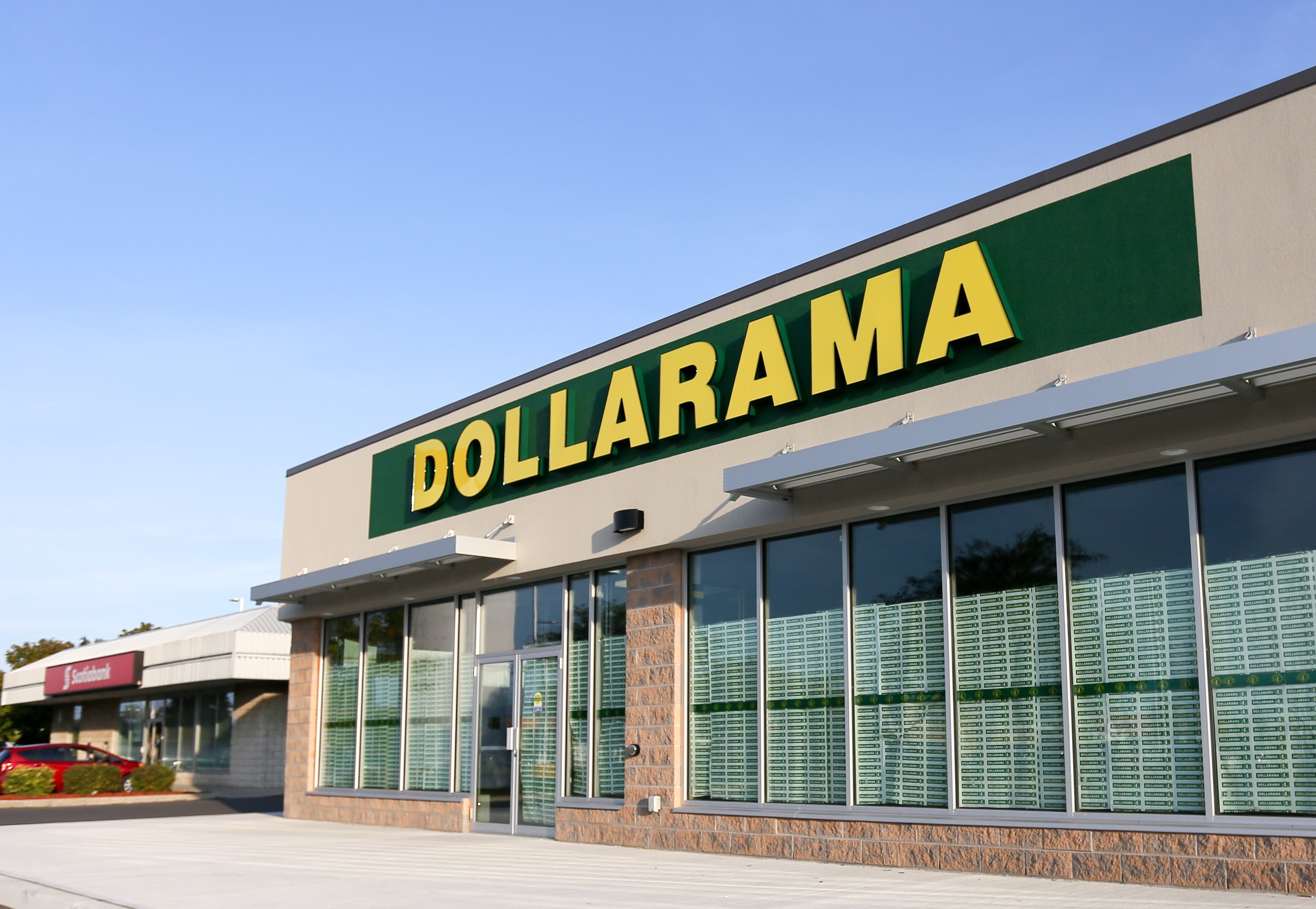Dollarama Hosting Job Fair In Windsor This Thursday windsoriteDOTca