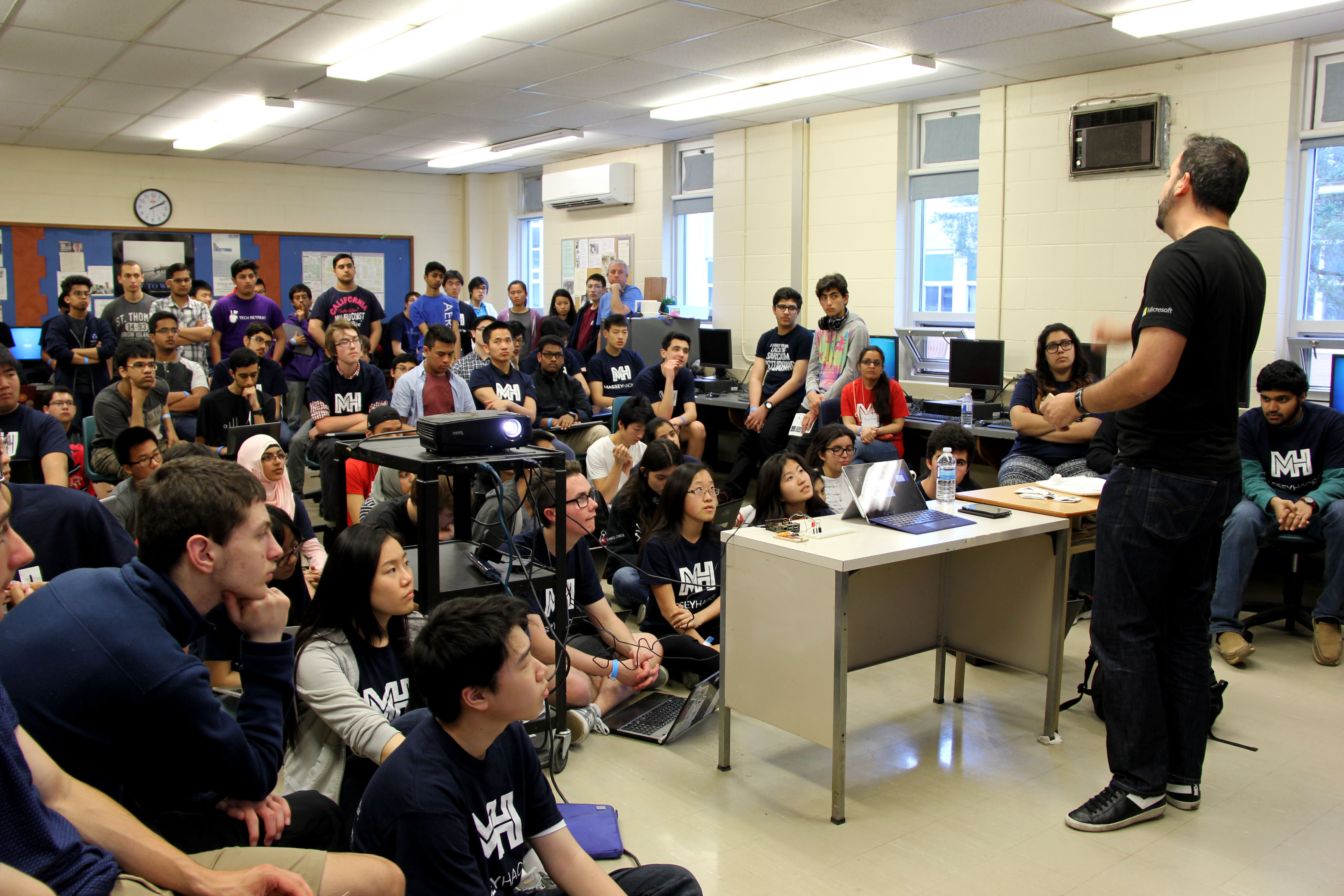 PHOTOS Windsor Highschool Hackathon, Massey Hacks II windsoriteDOTca