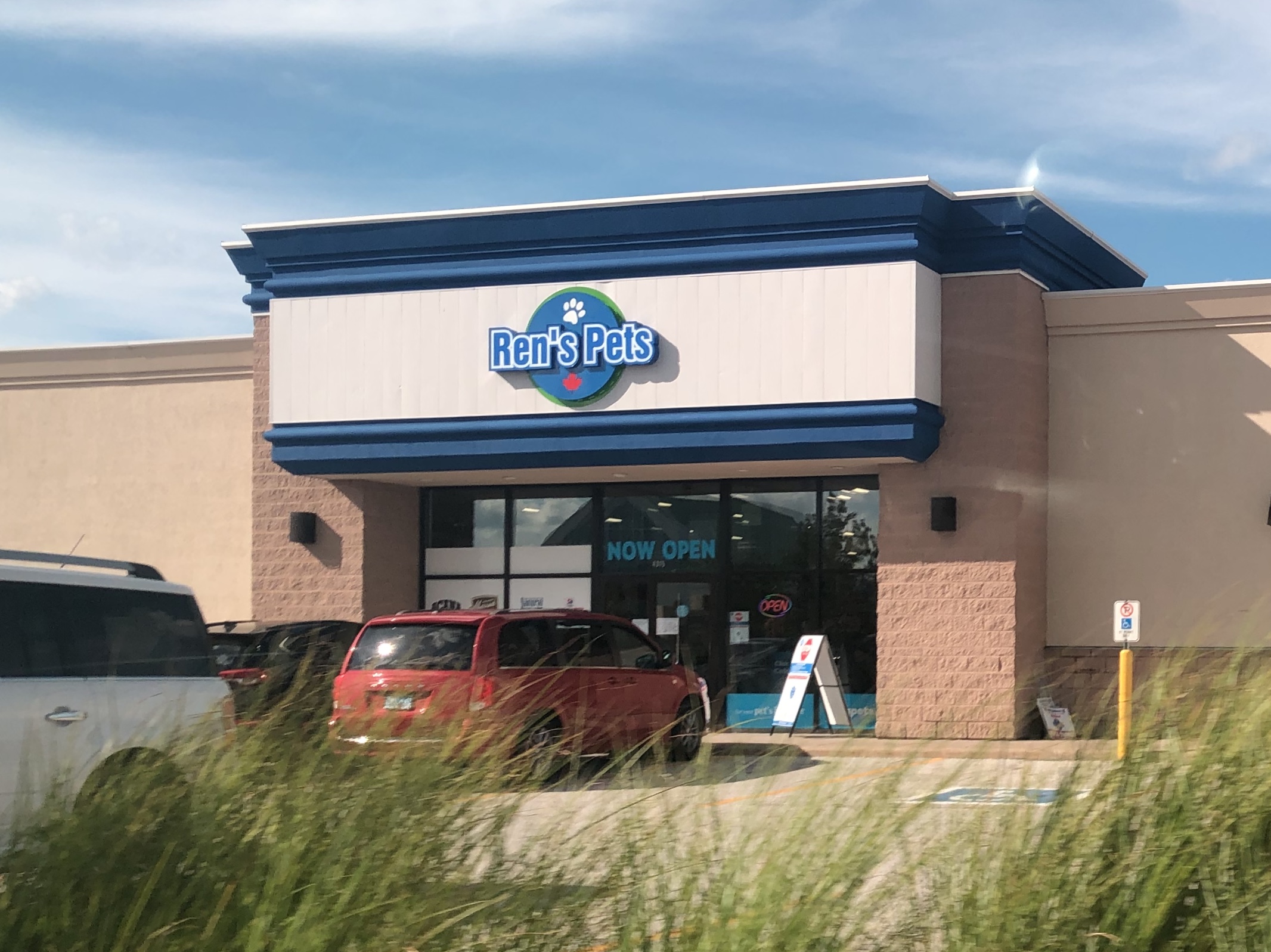 NOW OPEN Ren’s Pets windsoriteDOTca News windsor ontario's neighbourhood newspaper