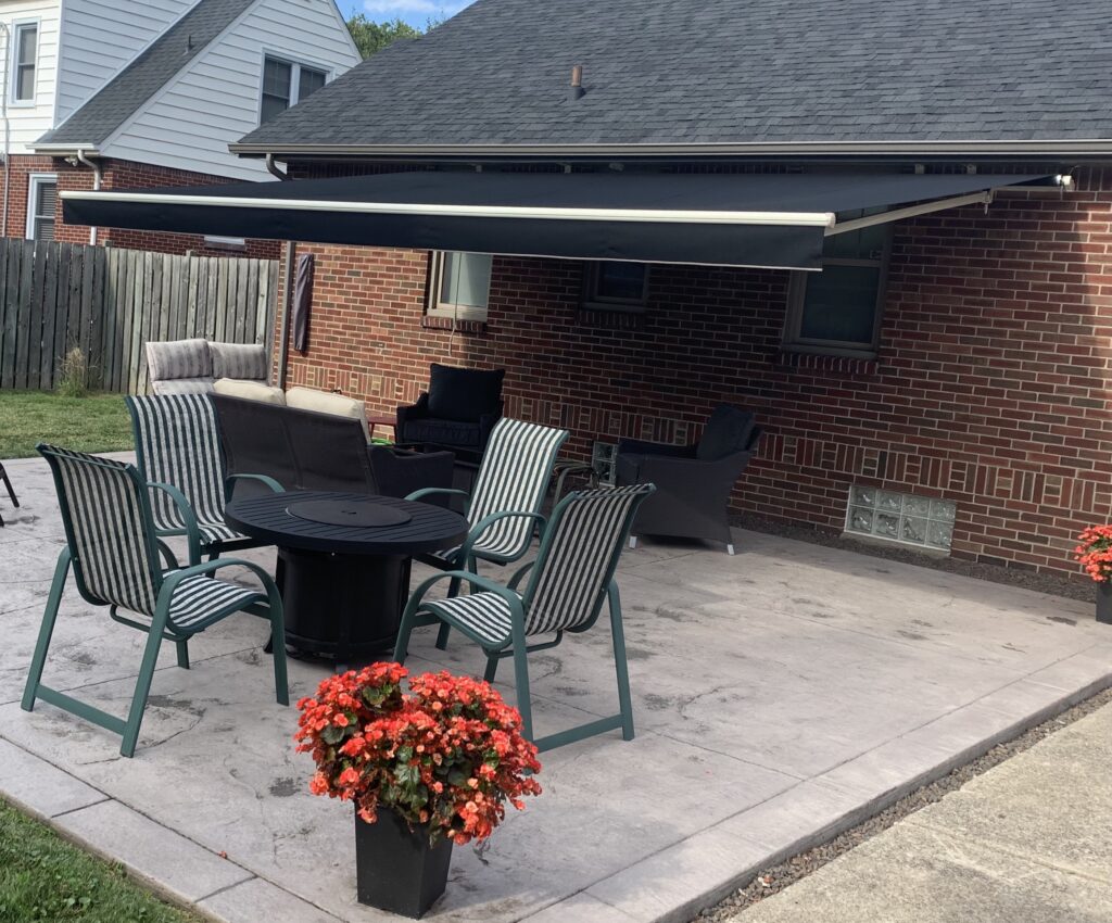 Gallery Windsor Tent & Awning