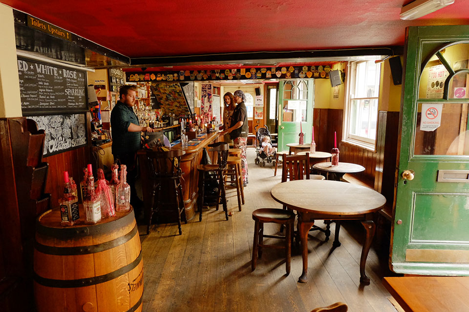Ten Of The Best Pubs In Brighton And Hove The Wine Ninjas