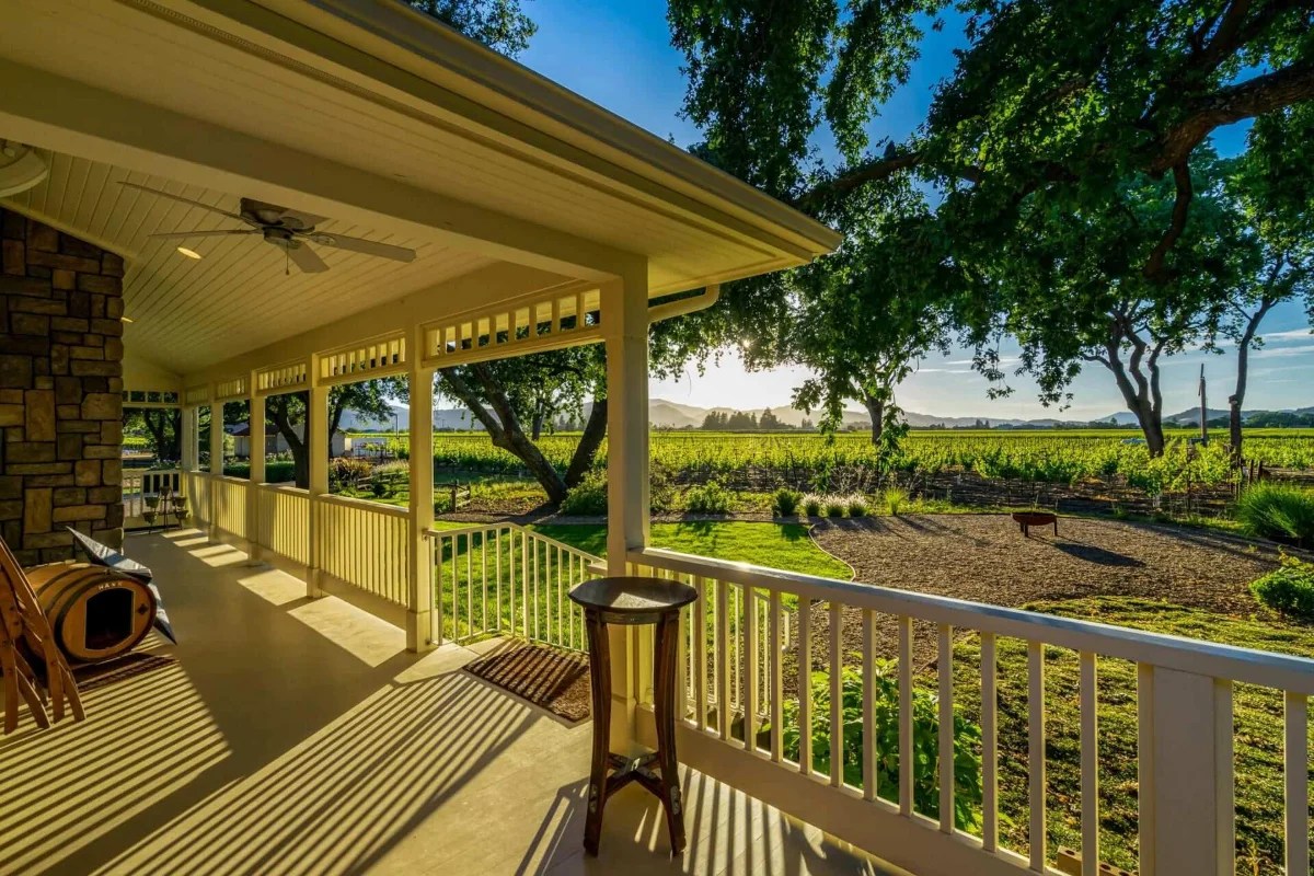 Private Napa Valley Floor Winery 🍇 Wineries & Vineyards for Sale