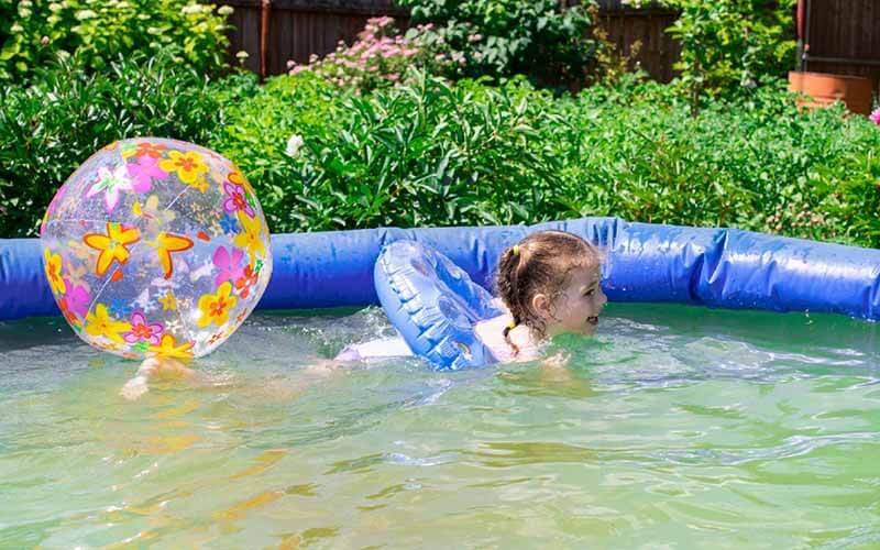 9 Tips How to Keep Inflatable Pool Water Clean Winflatable