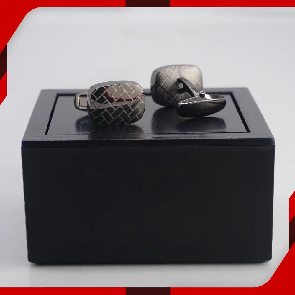 How Branded Cufflinks for Men In Pakistan can Enhance Personality?