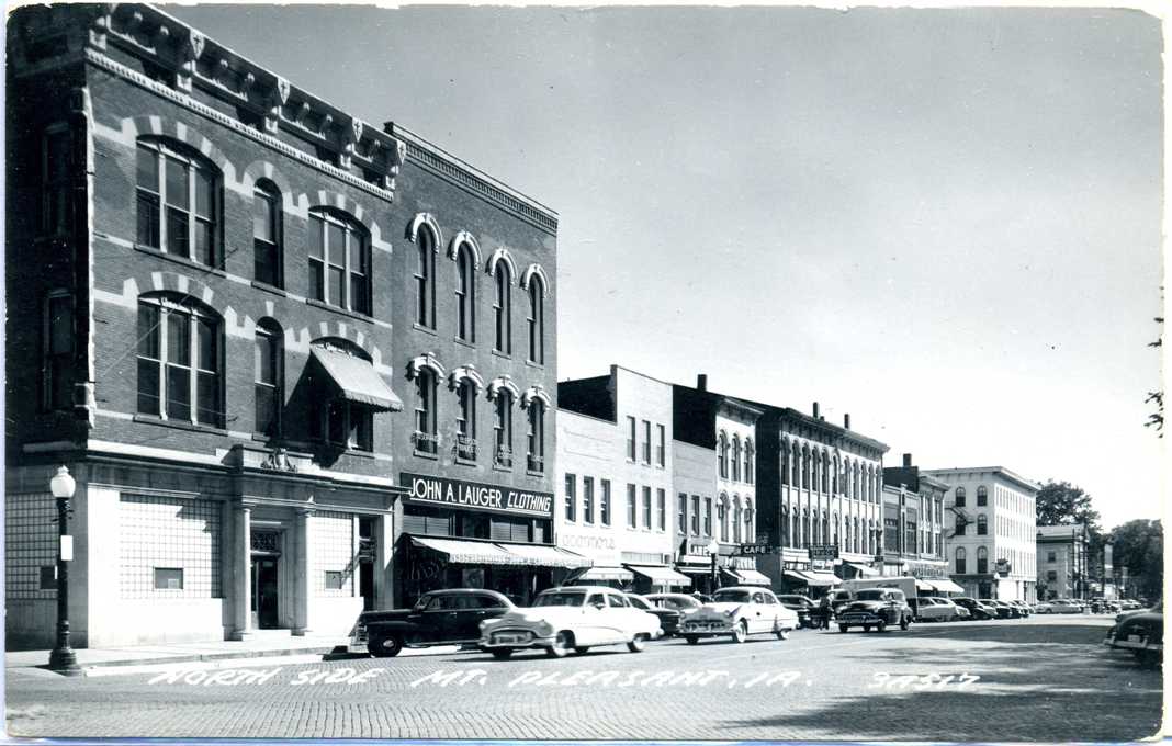 Postcard Photos of Mount Pleasant, Iowa Page 1