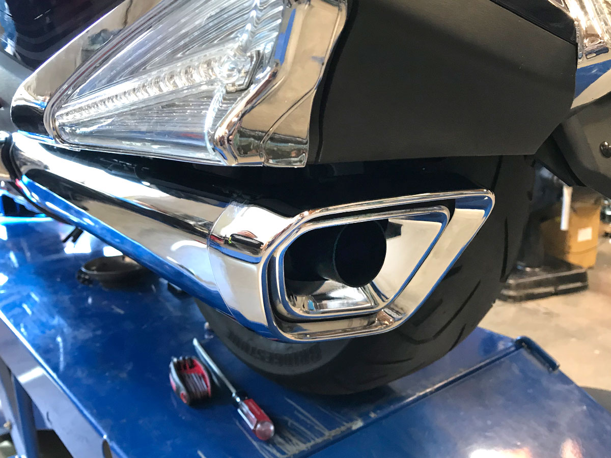 CompS SlipOn System for 2018+ Gold Wing