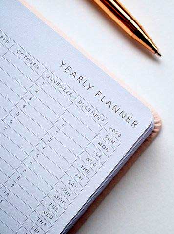 A depiction of a yearly planner, included here in a discussion of project scheduling for the video game composer (in the article by game composer Winifred Phillips).