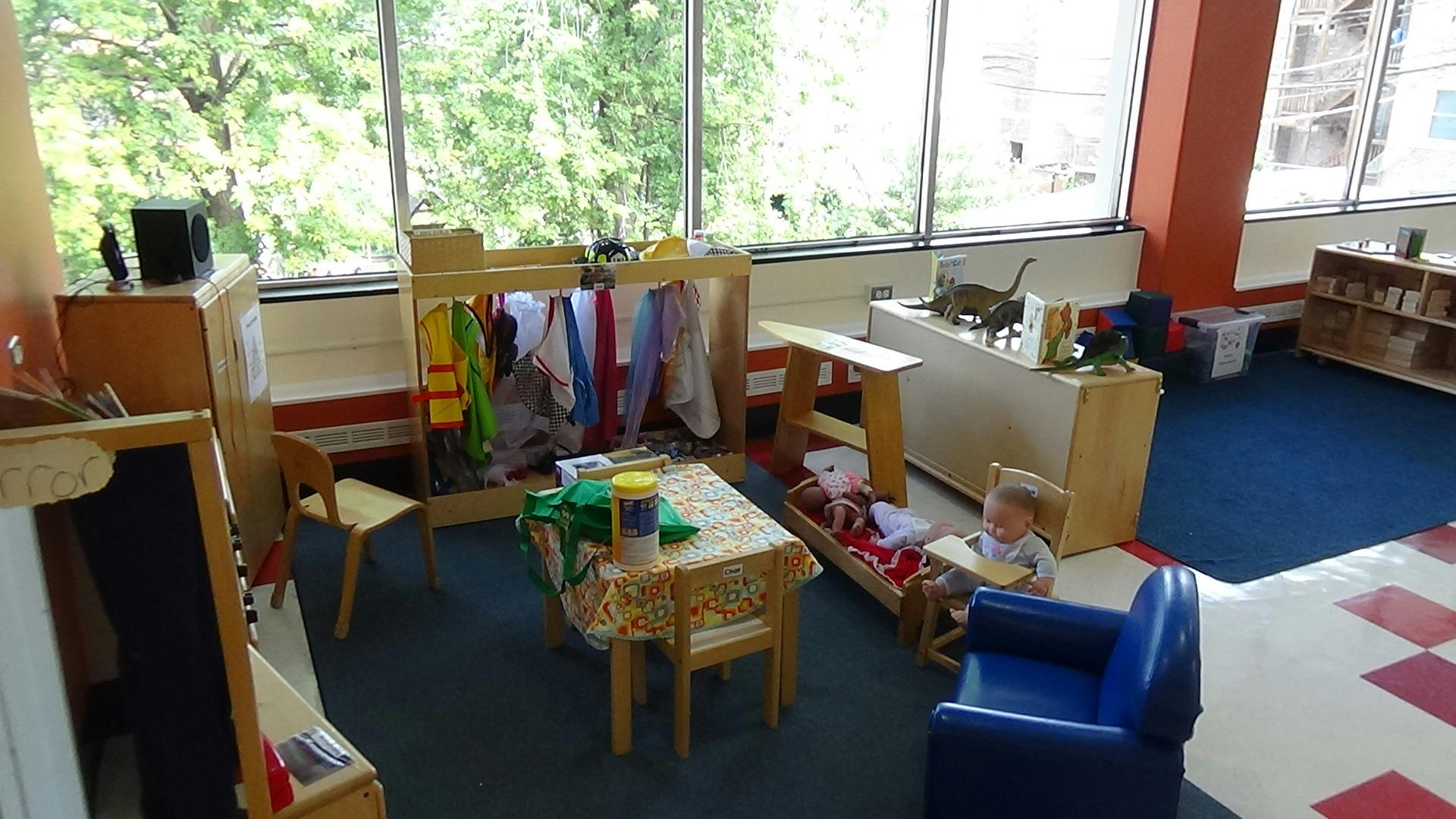 The Preschool Center At Chicago Child Care Society (Hyde Park