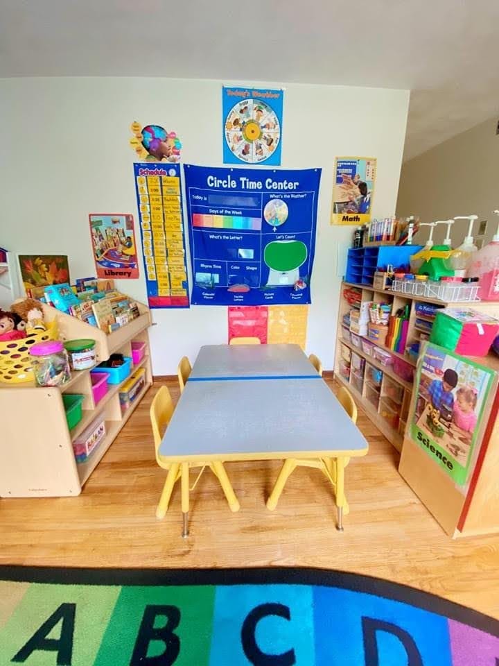 Elizabeth's Daycare and Preschool (Arlington Heights) Daycare in