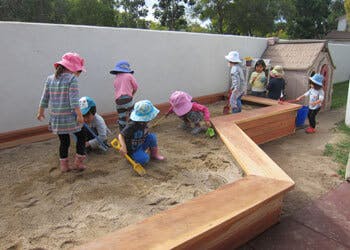 Himawari Land Day Care (Sunflower Land Day Care) Daycare