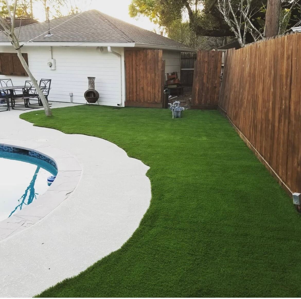 Synthetic Grass Winnipeg Turf 2 Supply Premium WPG Product