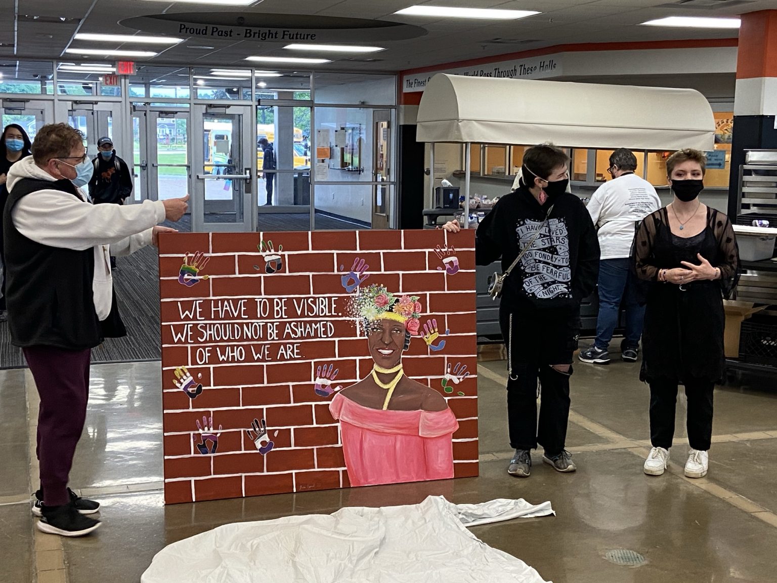 New mural painted by WSHS student features prominent