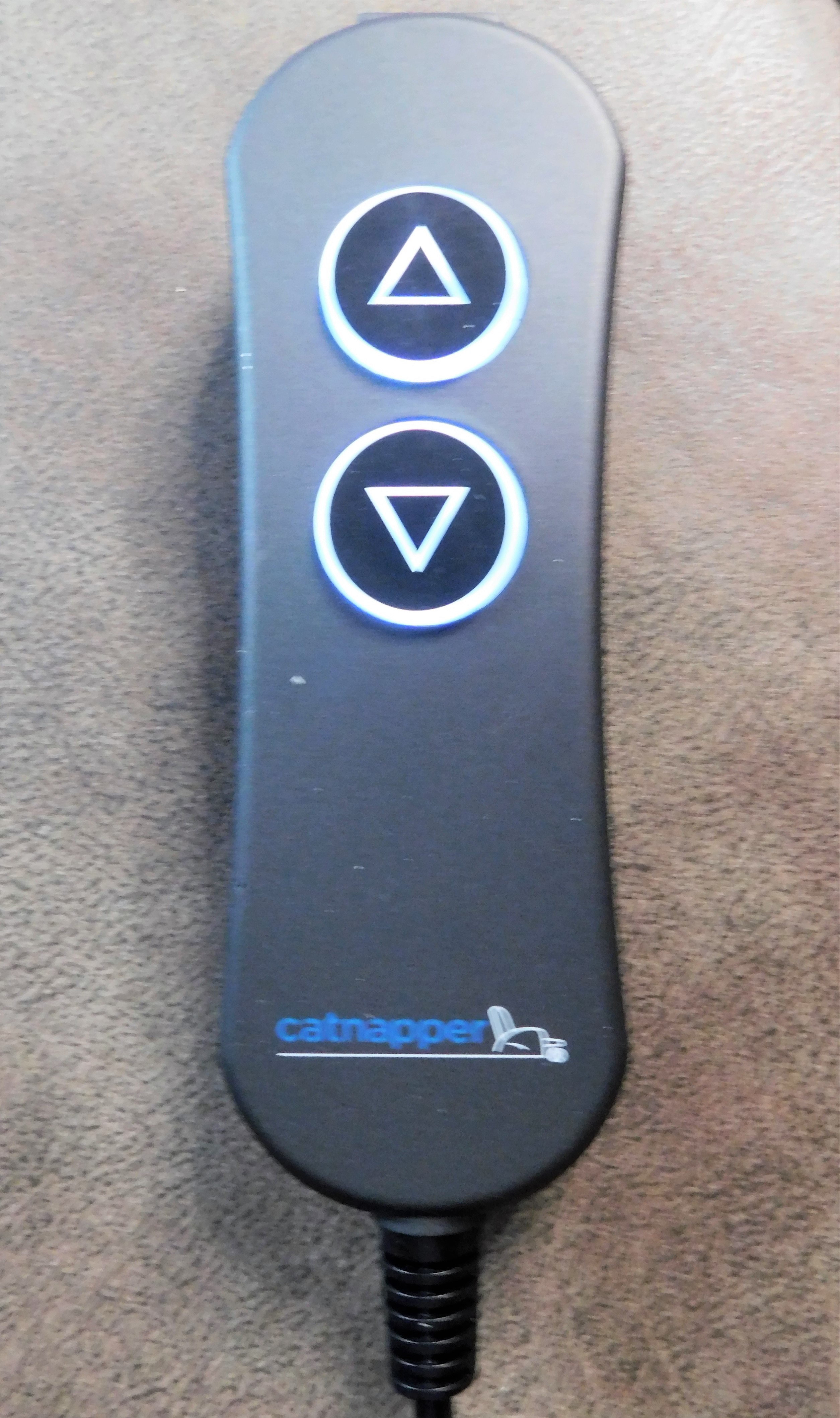 Lot Detail Like New Jackson Furniture Industries "Cat Napper" Petit