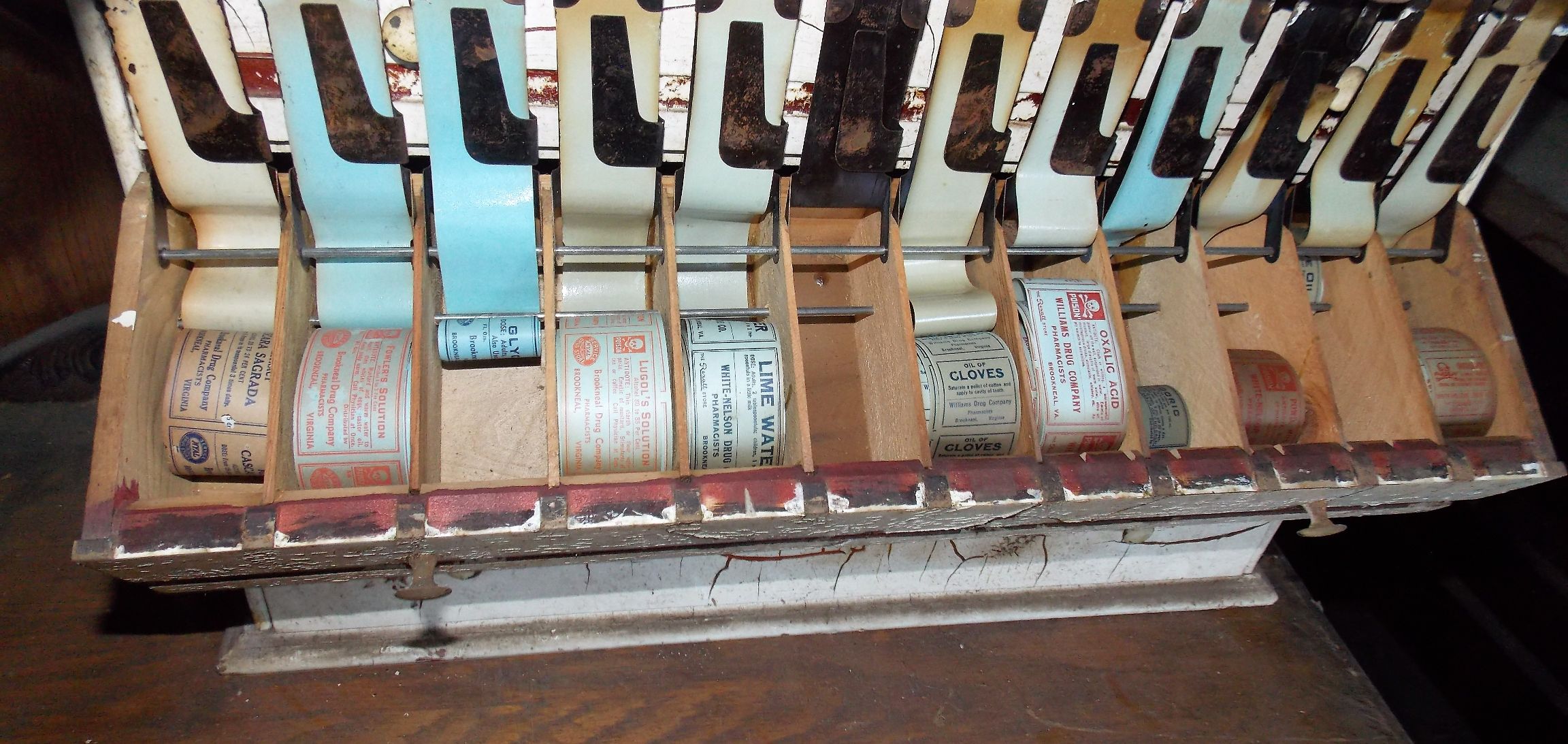 Lot Detail Wooden Pharmacy Label Dispenser With Original