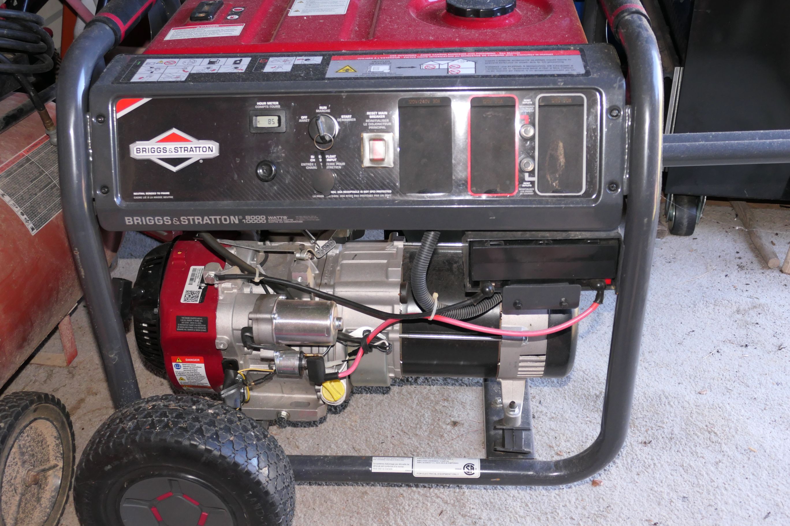 Lot Detail - Like New Briggs and Stratton 8000 Watt Generator