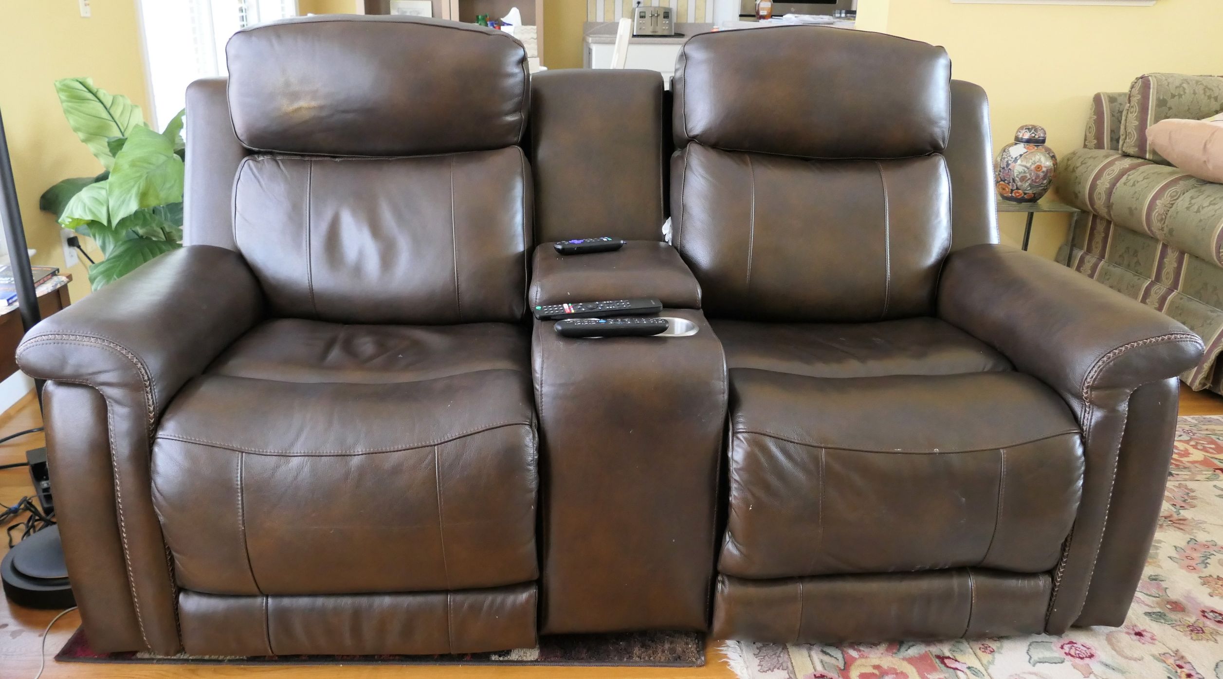 Lot Detail Haining High Point Furniture Power Reclining Love Seat