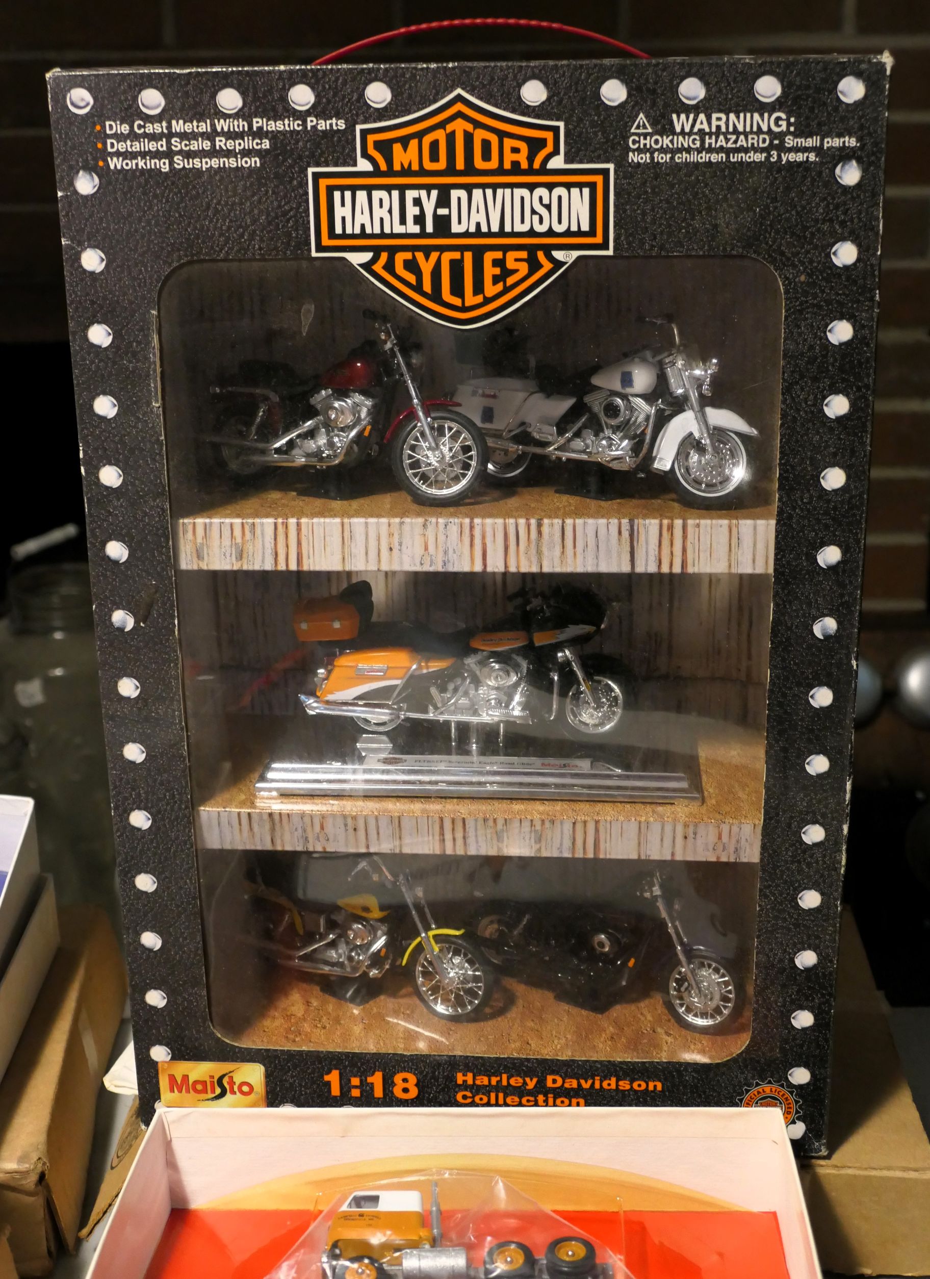 Lot Detail Lot of Die Cast Cars / Motor Cycles including Harley