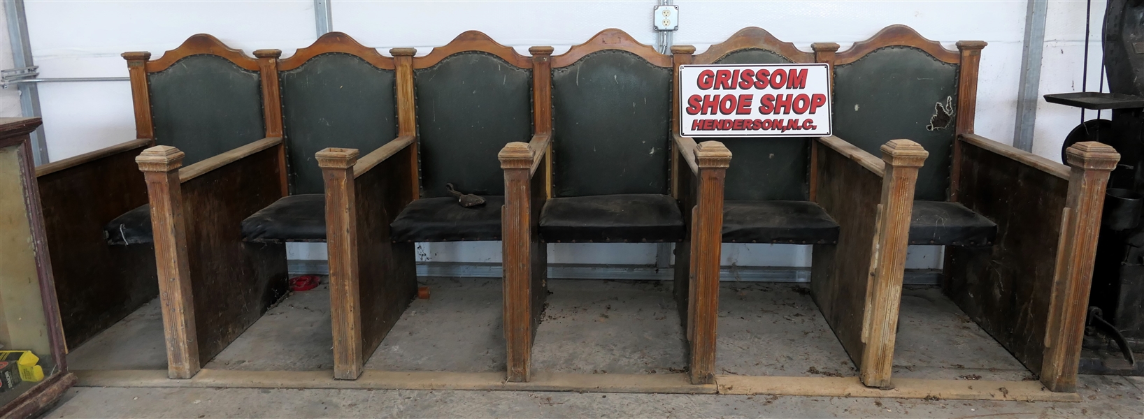 to Winstead's Auction Company