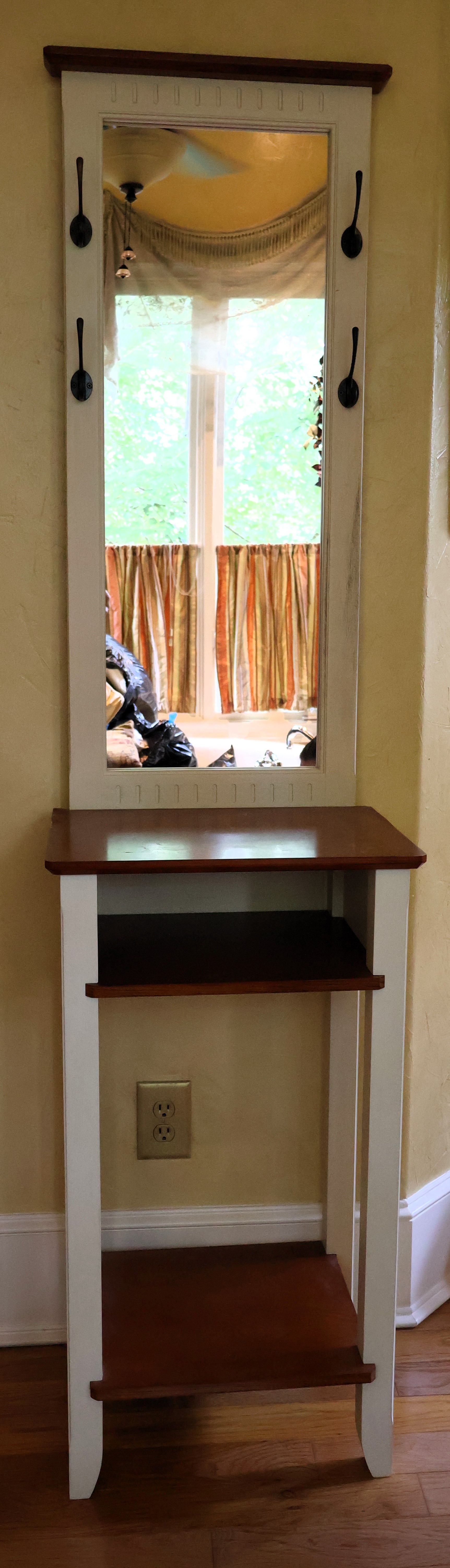 Lot Detail White Painted and Natural Wood Hall Tree with Mirrored