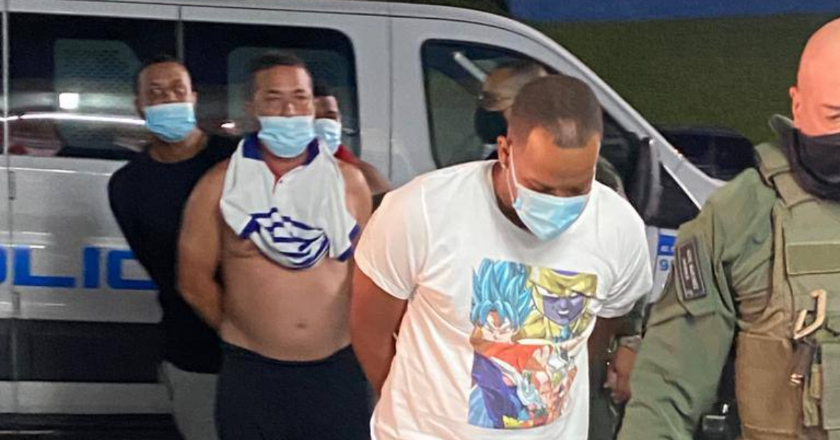 Operativo de la Policía en varios pueblos del noreste de Puerto Rico • WIPR(03)