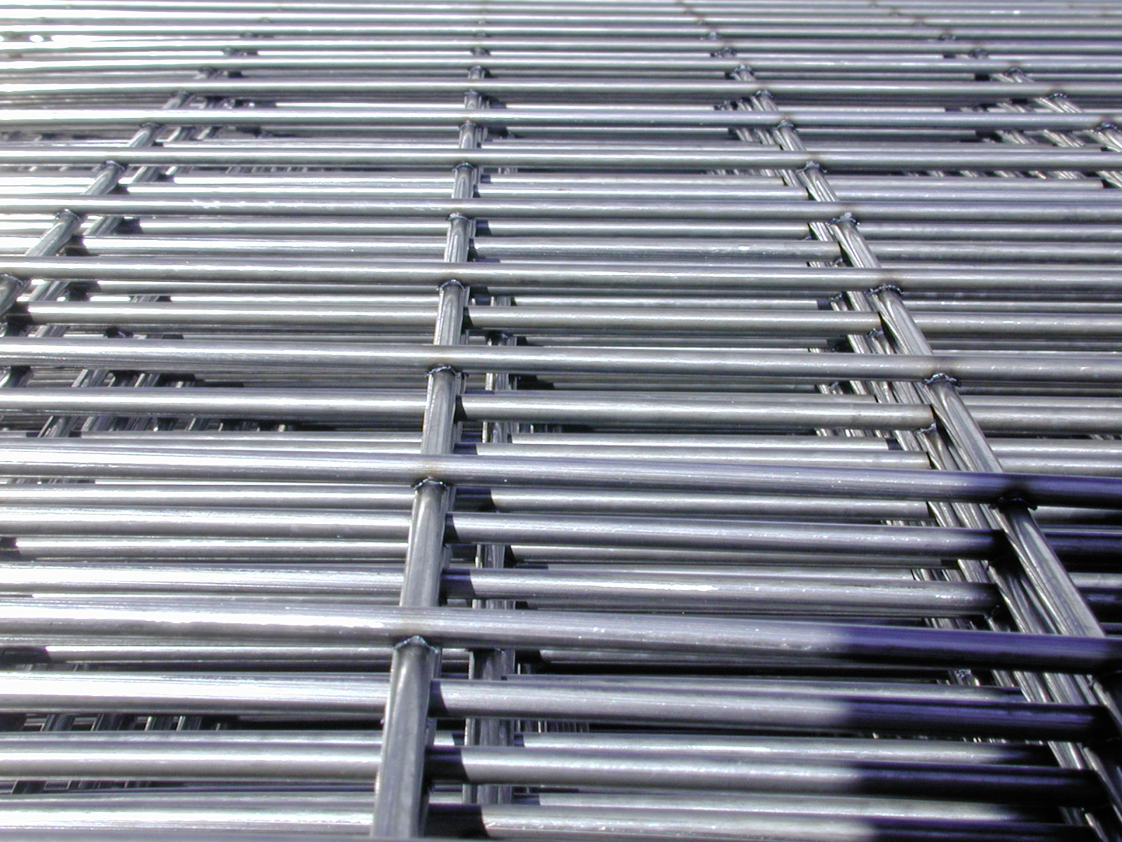 Why Stainless Steel Welded Wire Mesh Infill Panels?