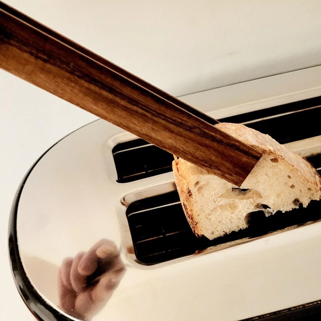TOAST TONGS