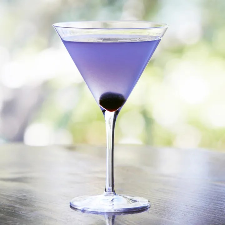 10 Items You Need for a Truly Amazing Home Cocktail Bar Wirld