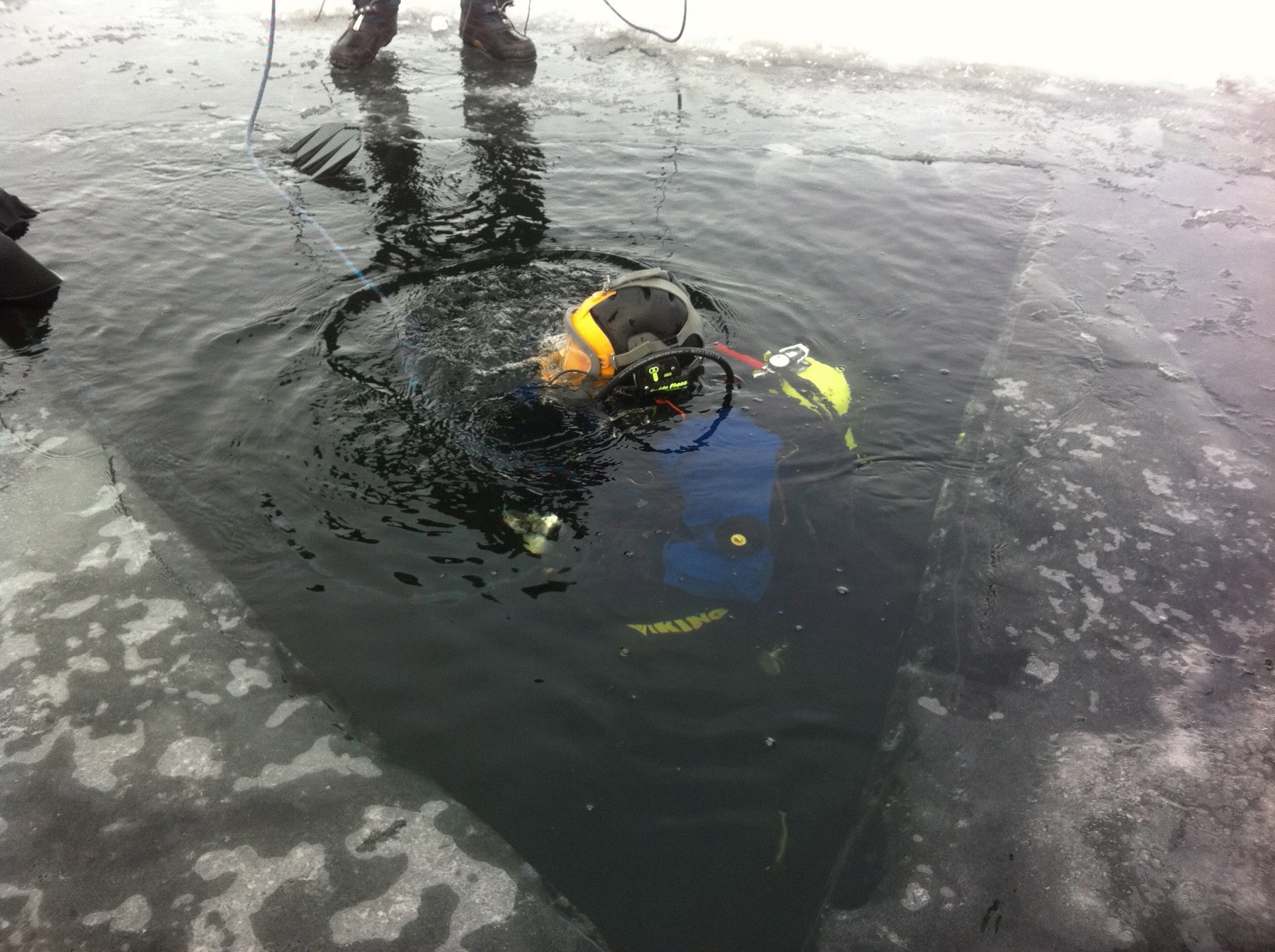 Ice Week Ice Diving In Lake Mendota Wisconsin Life