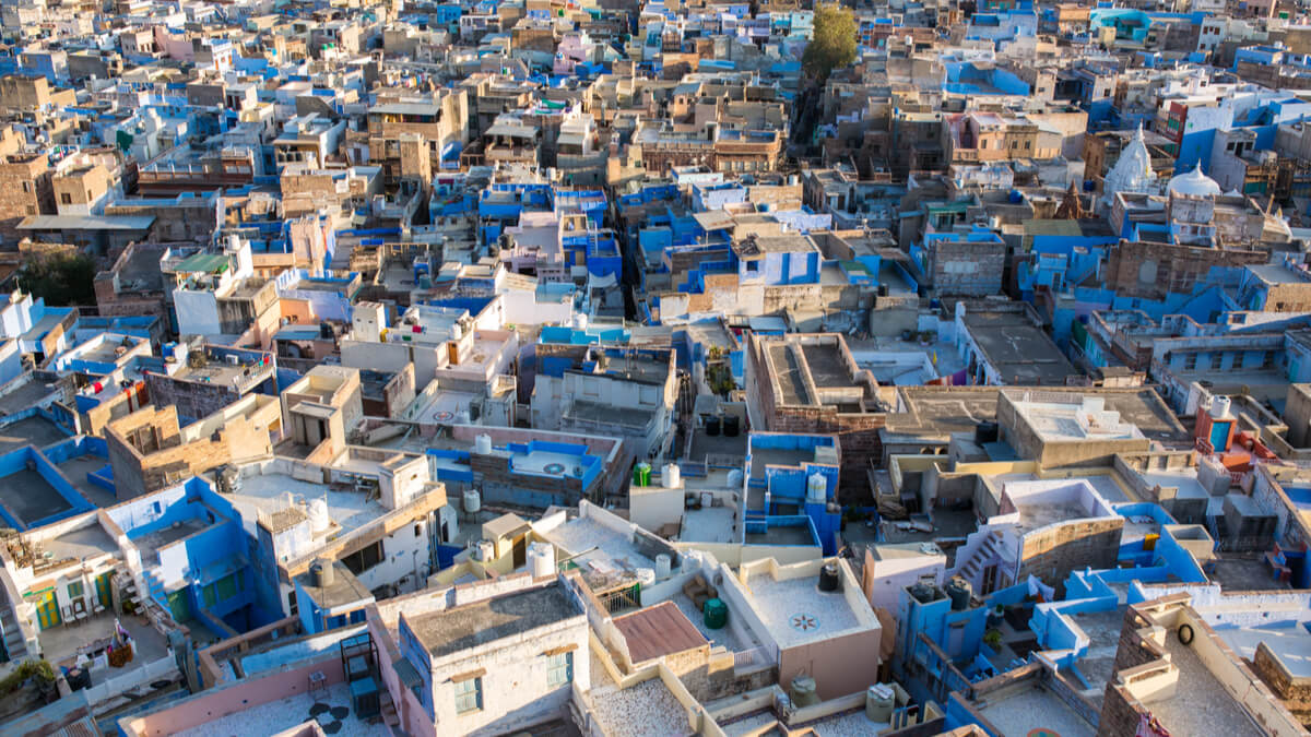 Can US citizens buy property in India? Wise