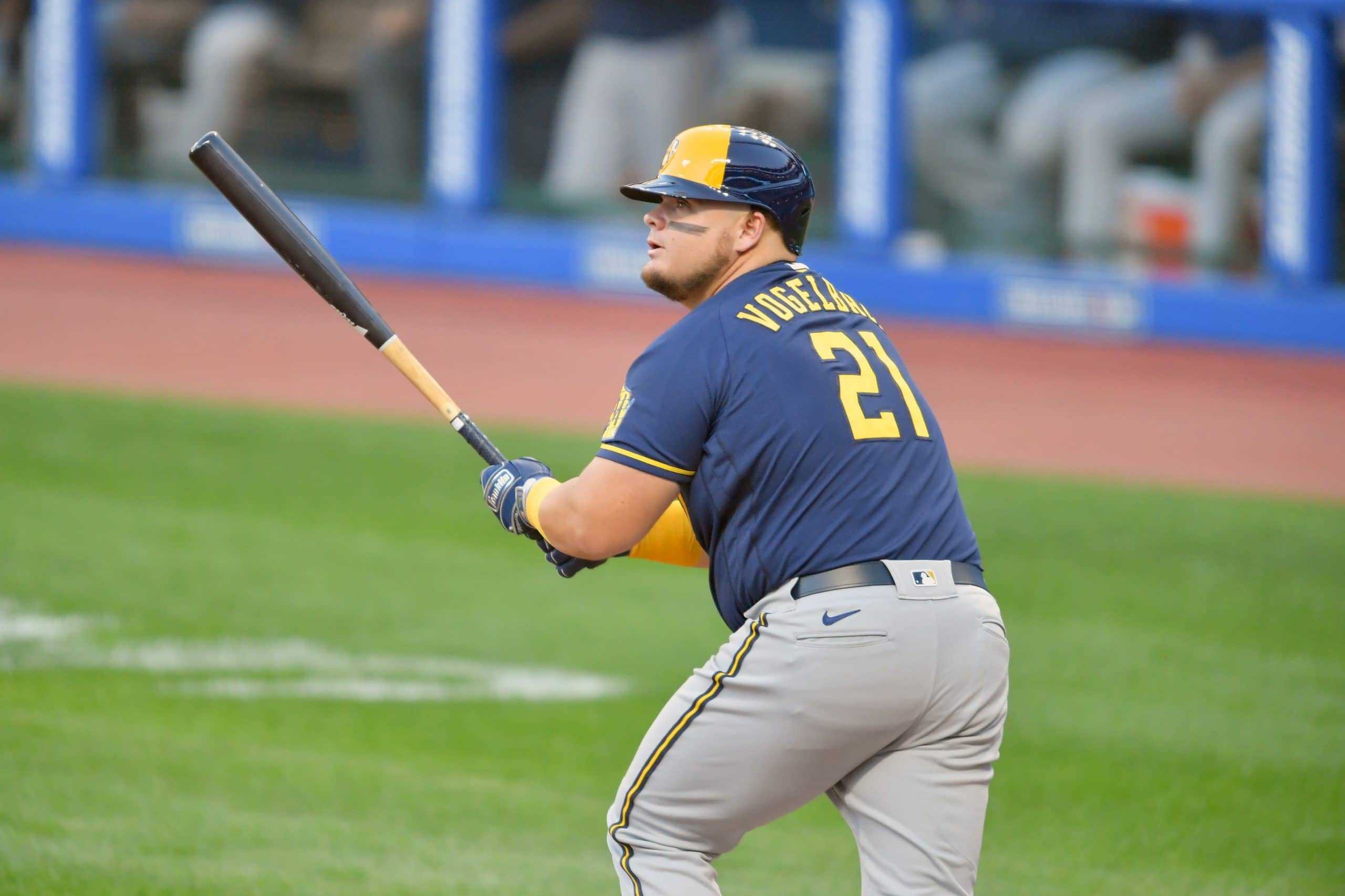 Daniel Vogelbach To IL; Brewers Make Corresponding Move(04)