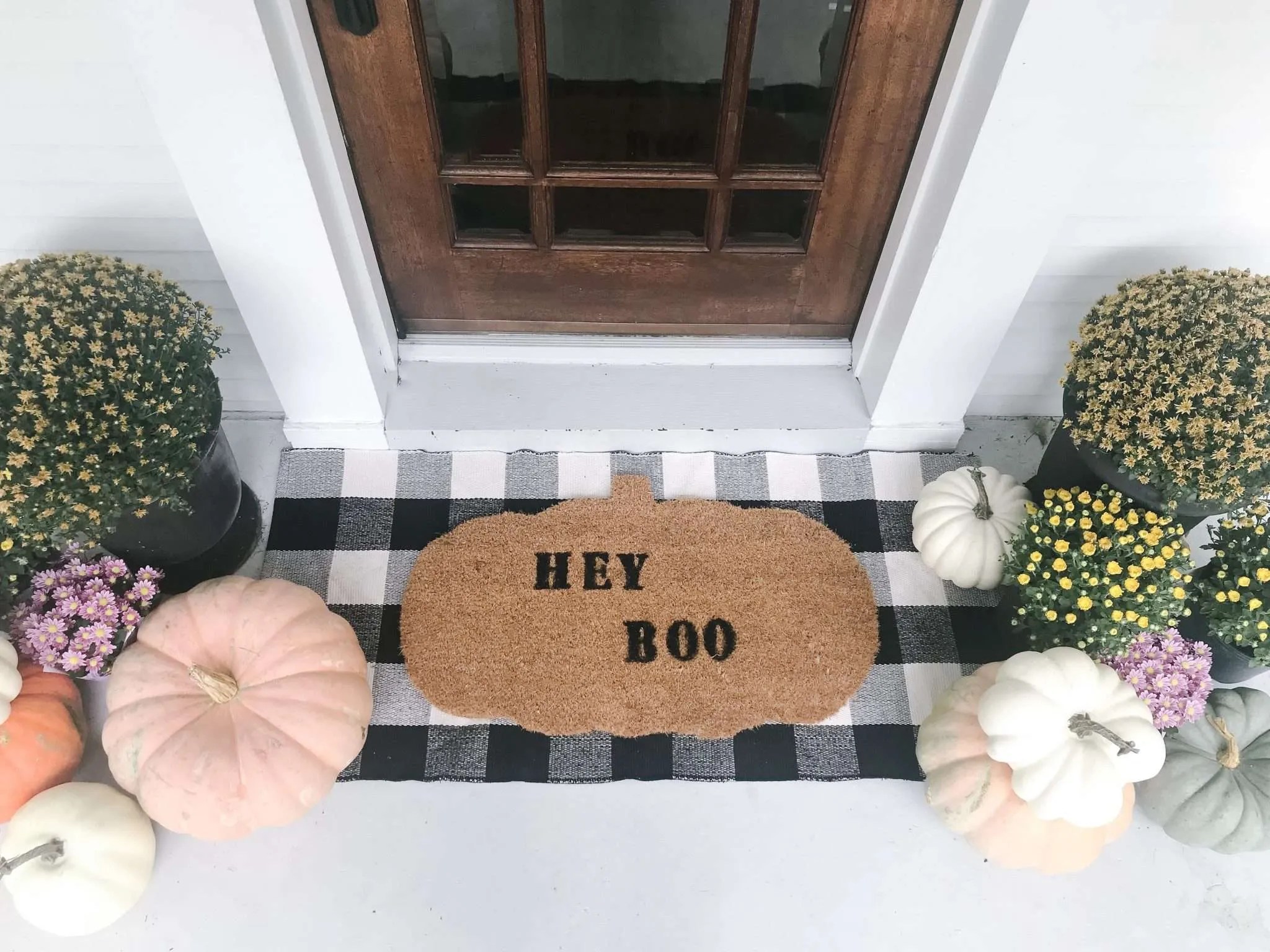 DIY Halloween Doormat With the Blinks