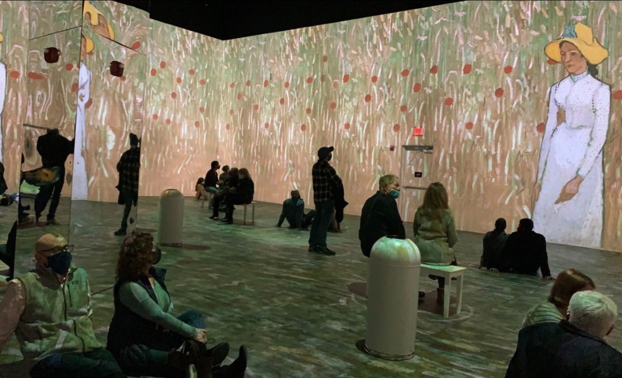 Art Near Witt! A Trip to Columbus’s Immersive Van Gogh Exhibit Witty