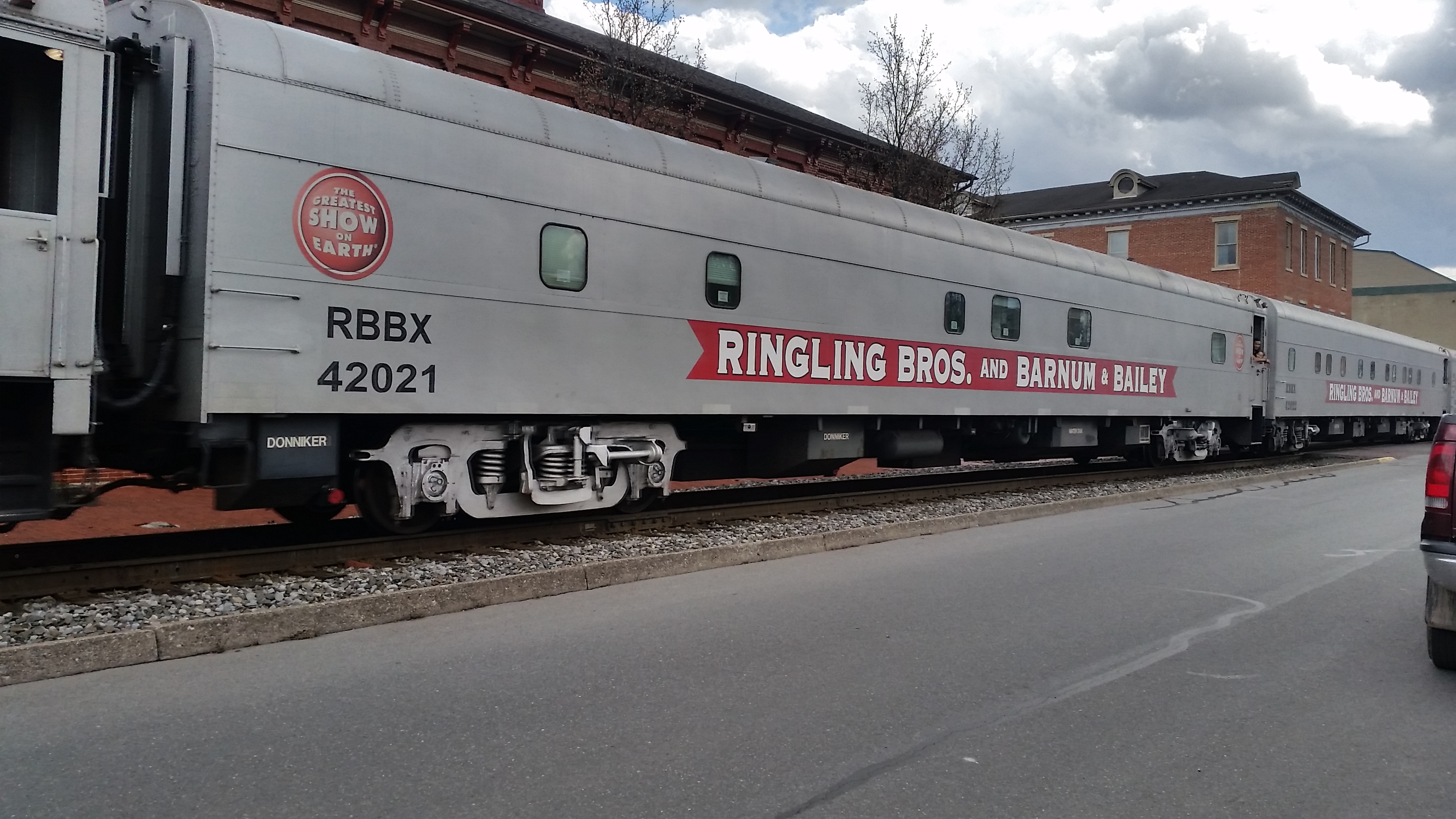 Ringling And Barnum Bailey Circus Train 2016, 58 OFF