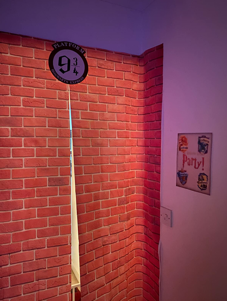 10 Party Items From Amazon That Will Turn Your House Into Hogwarts