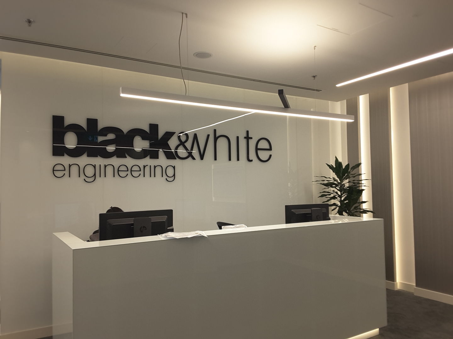 Black & White Engineering(Engineers & Surveyors) in Dubai Marina (Marsa