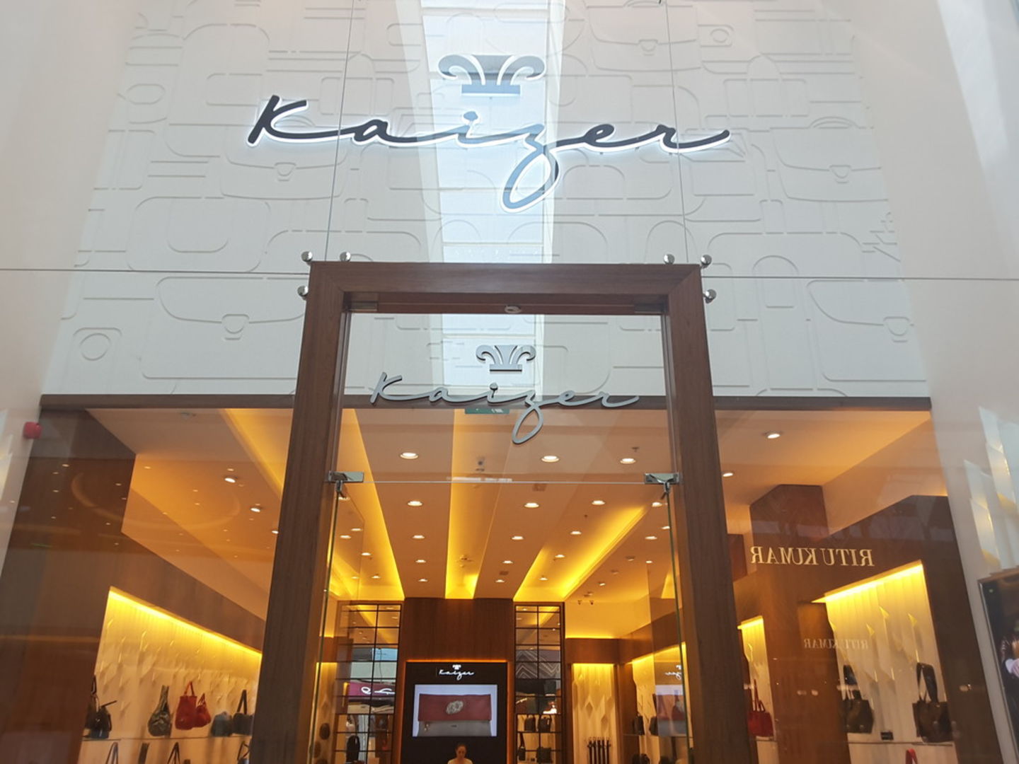 Kaizer Leathers & Accessories(Fashion Accessories) in Dubai Festival
