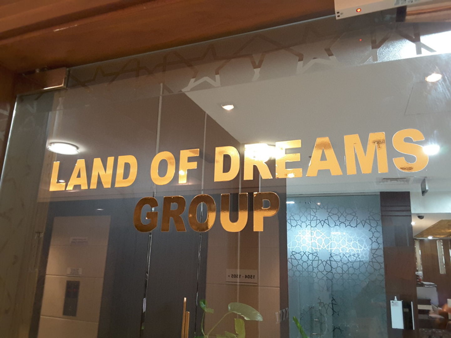 Arya Steam Cleaning Services(Cleaning Services) in Business Bay, Dubai HiDubai