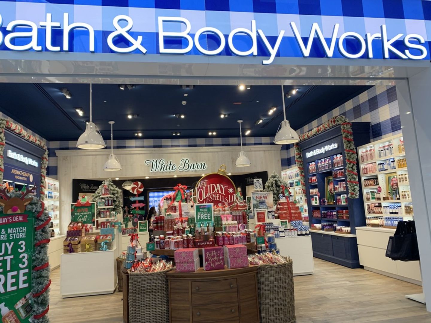 Bath And Body Works(Beauty & Cosmetics Stores) in The Palm Jumeirah