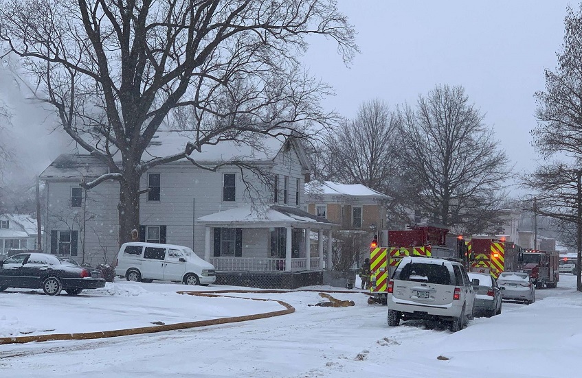 Jacksonville Fire Dept Responds to Structure Fire Late Monday Morning