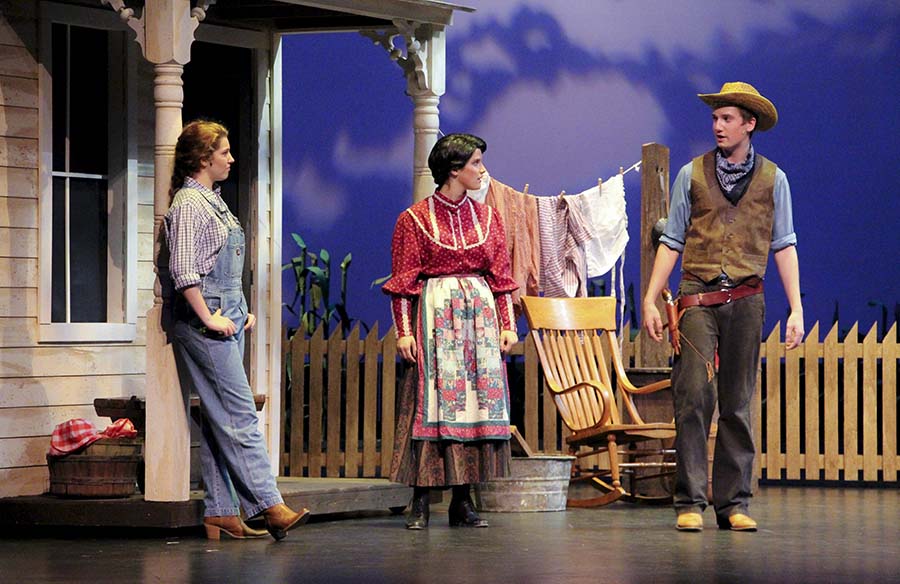 West Linn High School Stages the Musical “Oklahoma” wlhsNOW