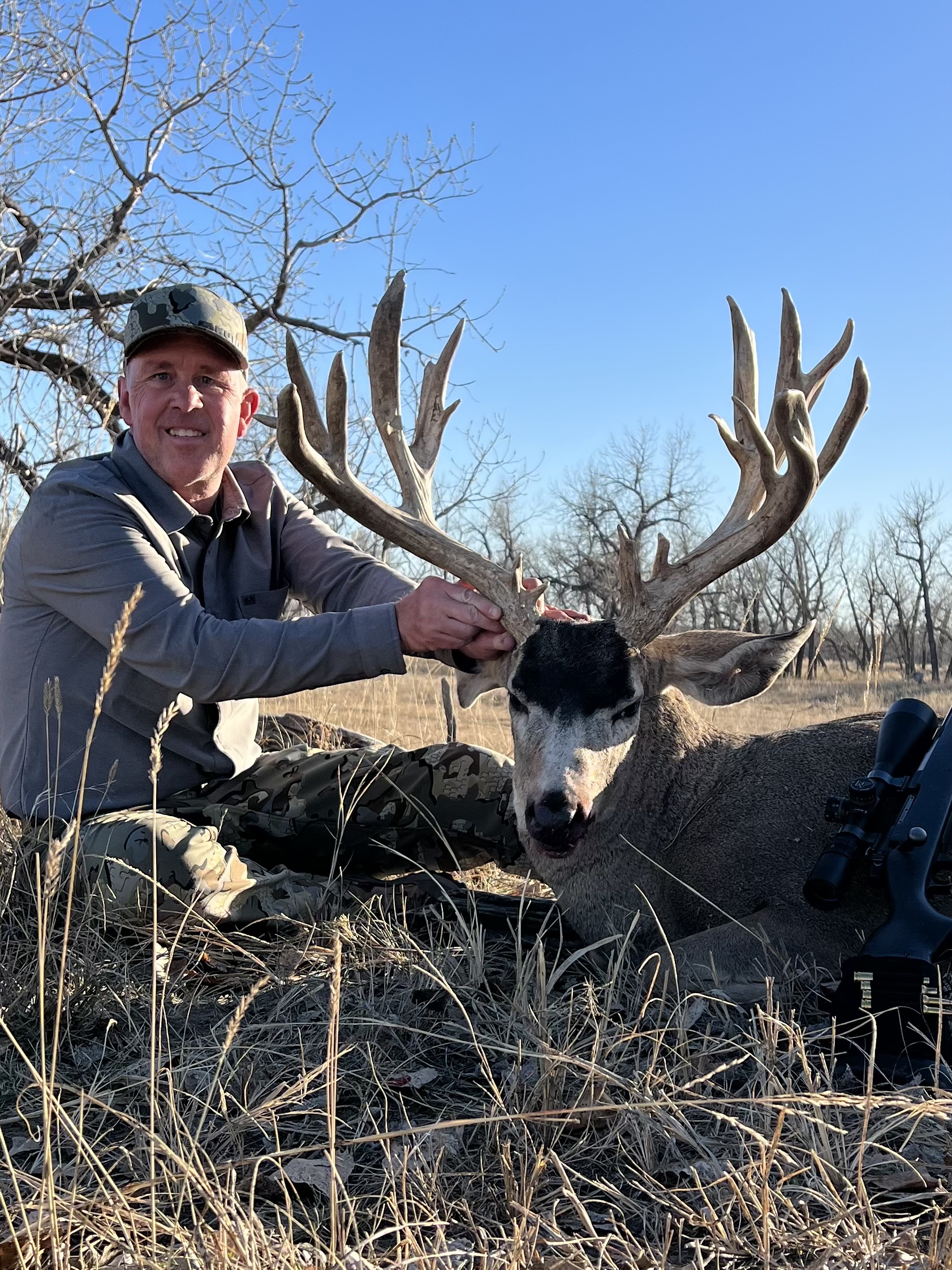 South Dakota Estate Guided Mule Deer Hunts & Hunting Trips WLHunting