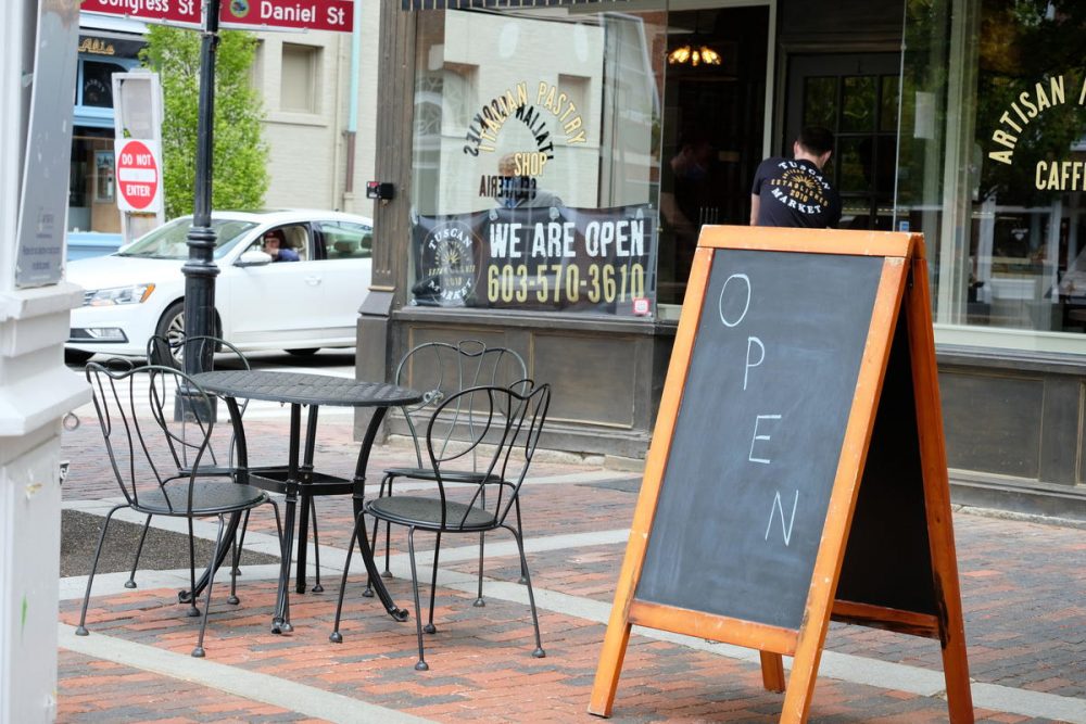 Residents, business owners see return to restaurants for outdoor dining