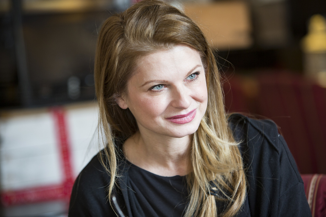 Ullmann Mónika „Az embereket az a részem érdekli, amihez semmi közük