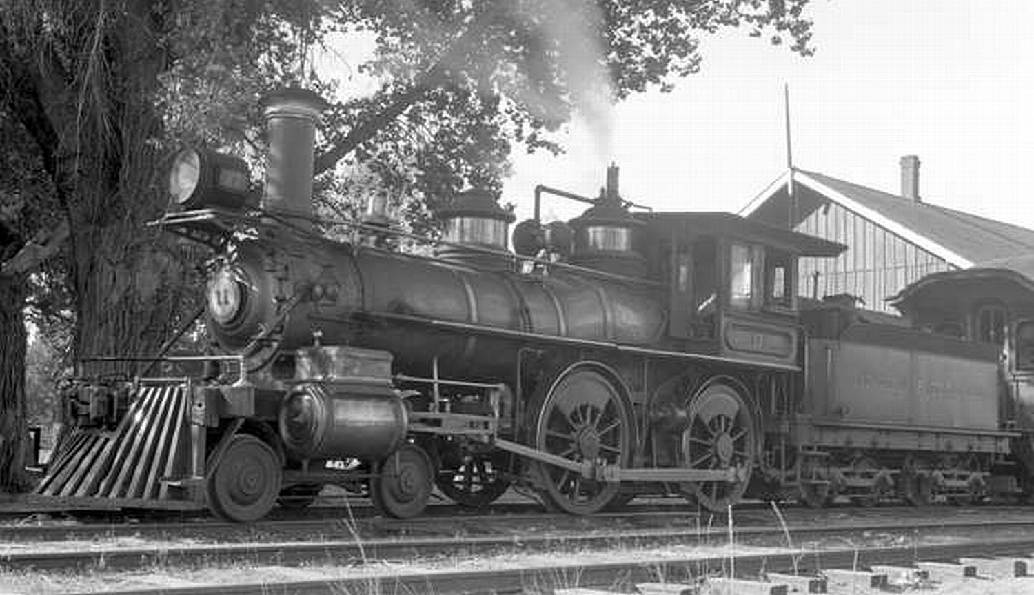 V&T 11 at the Depot : Photo Details :: The Western Nevada Historic