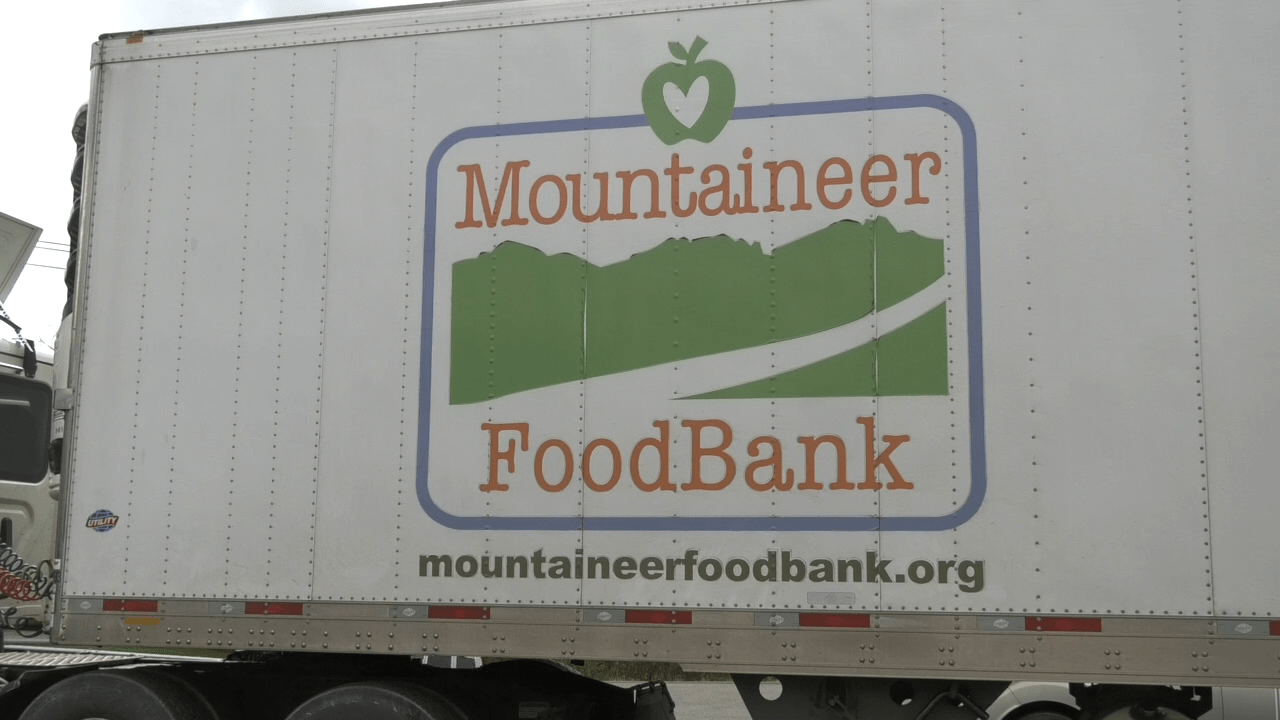 Mountaineer Food Bank hosts its final mobile food drive of the year