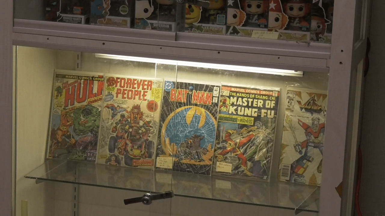 Collectors can now buy, sell, and trade comics at a local outlet WOAYTV