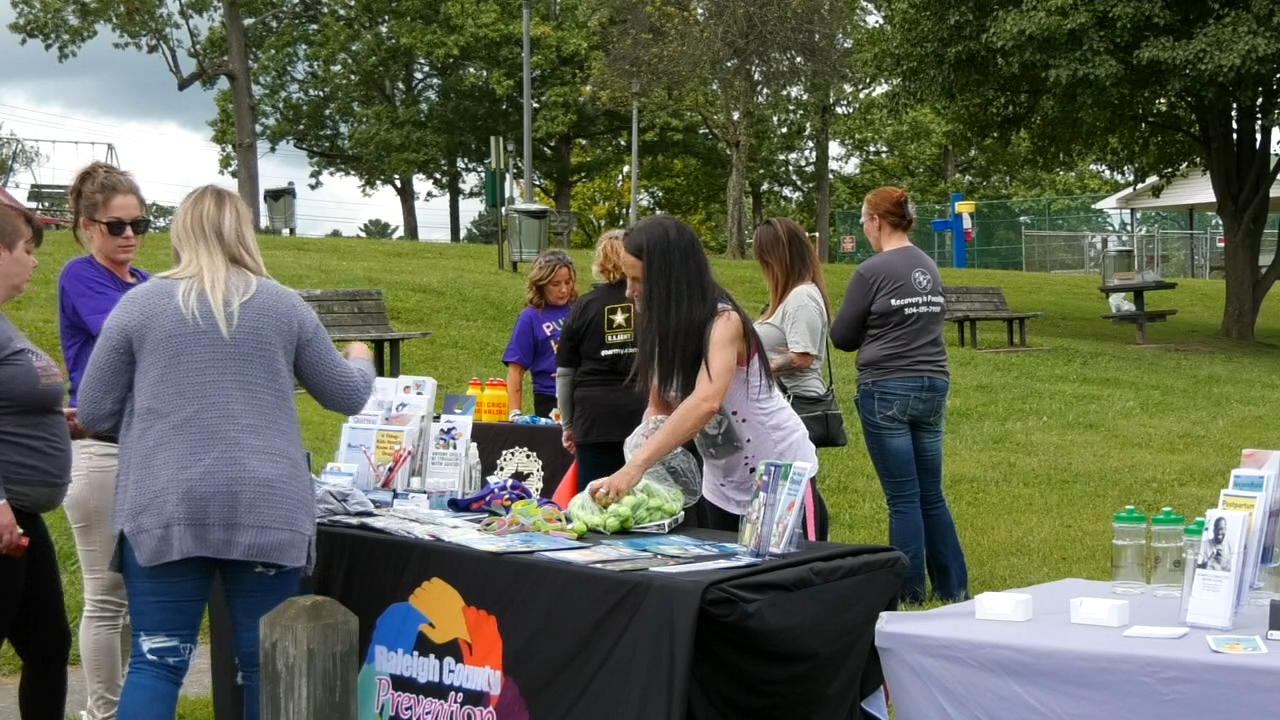 Free Narcan among other help given out during statewide Save a Life Day