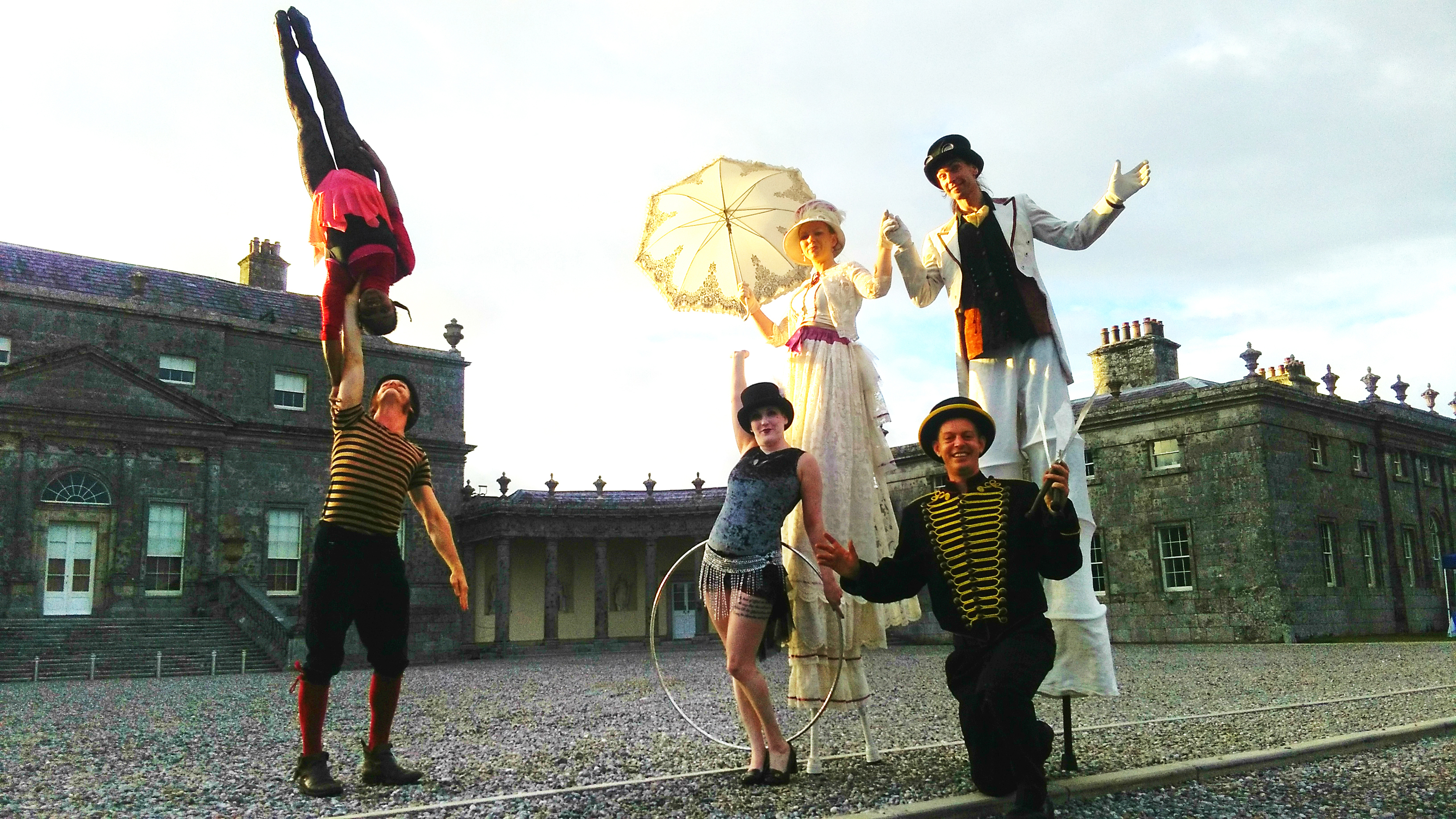 Stilt Walkers Wobbly Circus Entertainers Circus