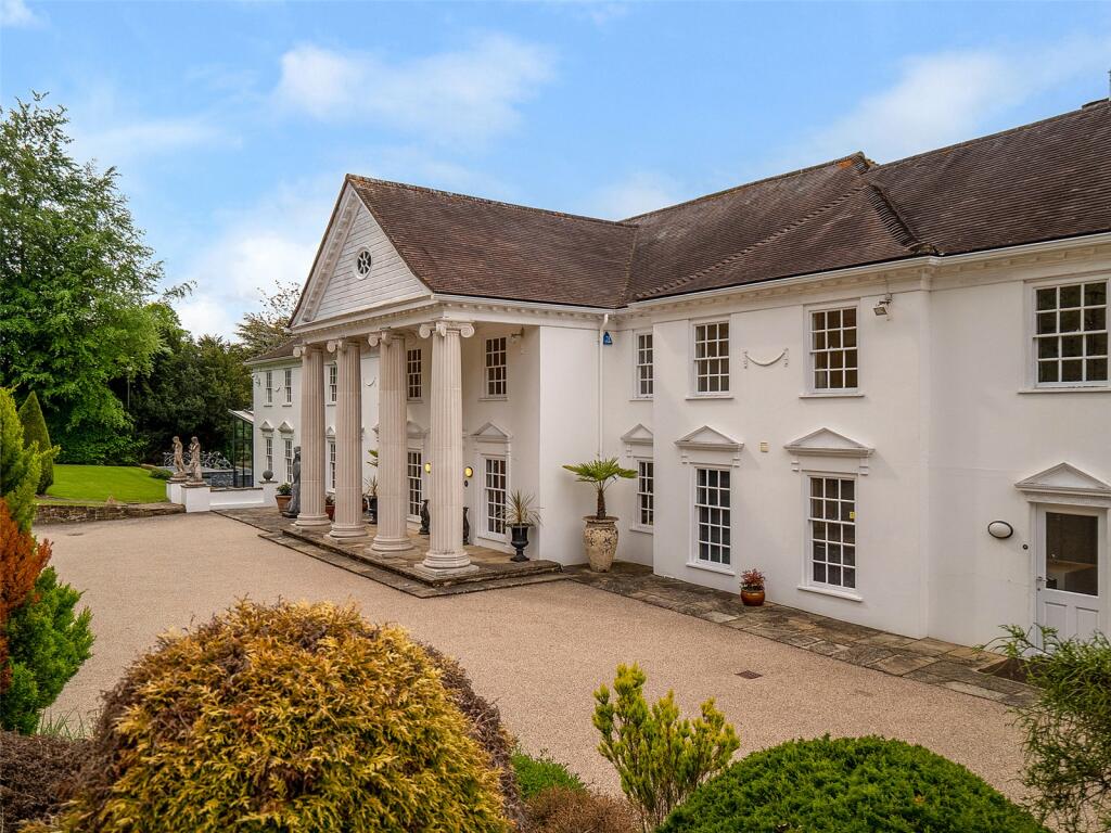 Uri Geller’s property at Sonning Court on the market for £7.5 million