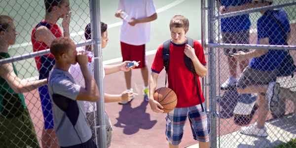 How to Resist Peer Pressure — Watchtower ONLINE LIBRARY